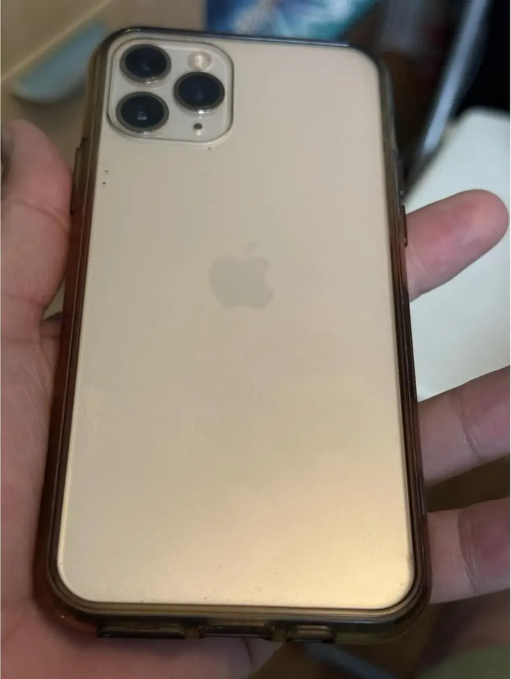 iPhone 11 Pro Unlocked, 64GB , Bundle , Good Condition
